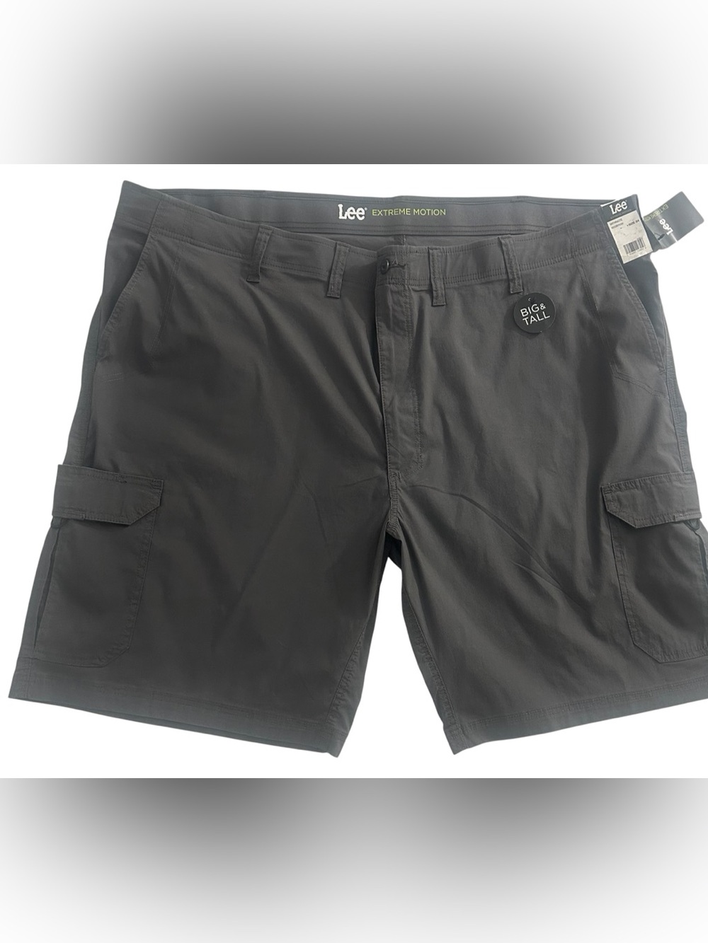 Lee Men’s Gray Cargo Shorts Big & Tall Extreme Motion Relaxed Fit Waist 54 NWT